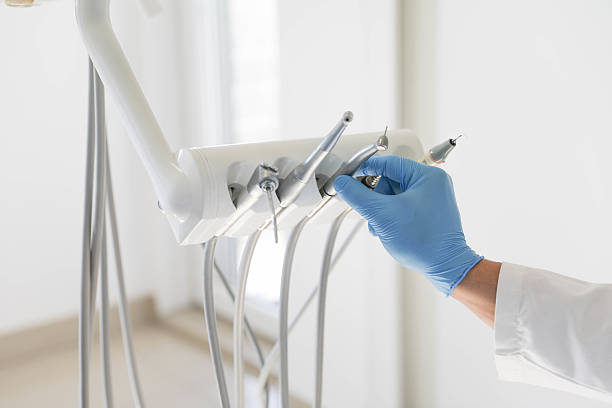 24/7 Emergency Teeth Whitening experts in Windcrest, TX